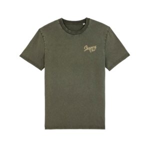 Shapers-Club- Un t-shirt vert avec un logo doré dessus. -surfshop-surfboard