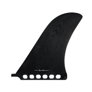 Shapers-Club- Un seul aileron de planche de surf noir avec un logo intégré, sur un fond gris rayé. -surfshop-surfboard